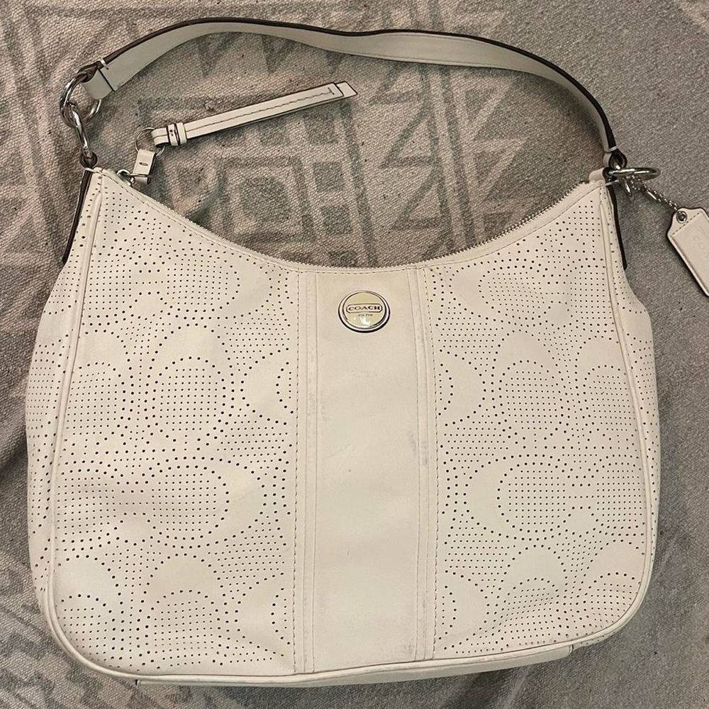 Coach White Leather Shoulder Bag